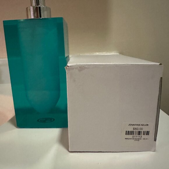 Jonathan Adler "Hollywood" Soap Dispenser & Canister - Picture 8 of 9